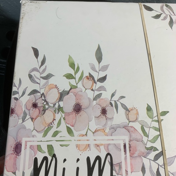 Mi,im boots - Picture 2 of 2